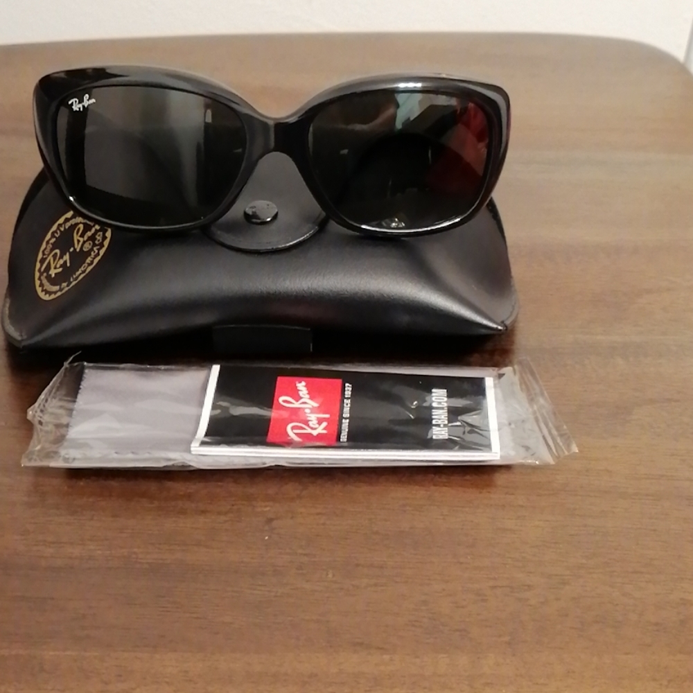 Ray ban sunglasses